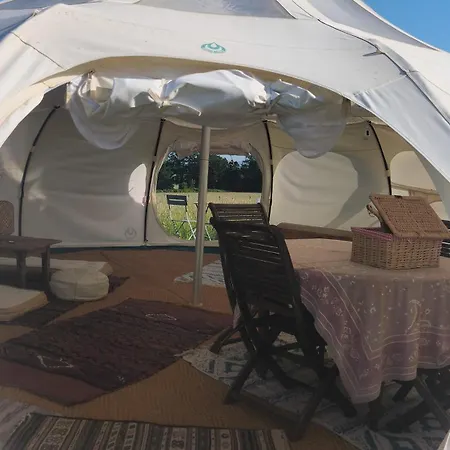 Tente de luxe Ecodomaine Rêver Ailleurs - Insolite à La Ferme