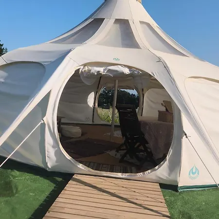 Tente de luxe Ecodomaine Rêver Ailleurs - Insolite à La Ferme *